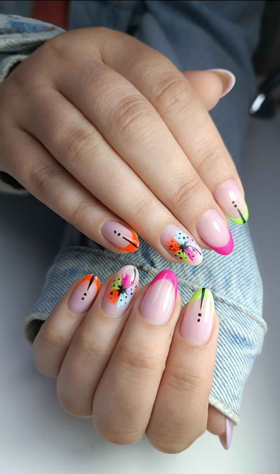 Stylistka paznokci – damy pracę